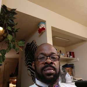 Meet your Posher, Damon